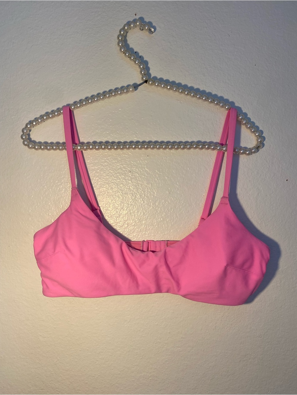 American eagle women’s size large pink bikini top